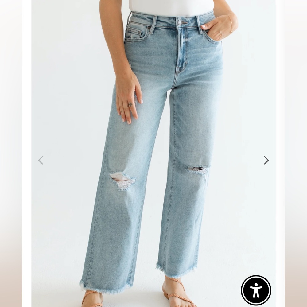 CJLA Dylan Dad Jeans Wide leg Distressed